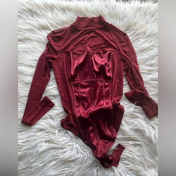 GUESS💫Maroon Bodysuit 💫sheer Longsleeves - Picture 1 of 7